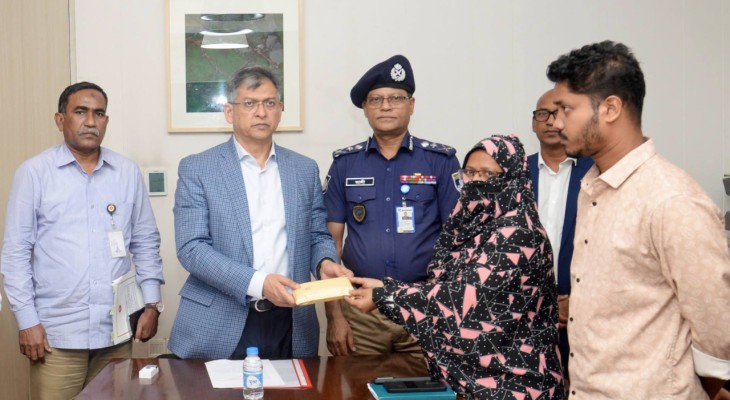 সাভারে এসআই হত্যায় জড়িতদের দ্রুত গ্রেপ্তারের নির্দেশ স্বরাষ্ট্রমন্ত্রীর